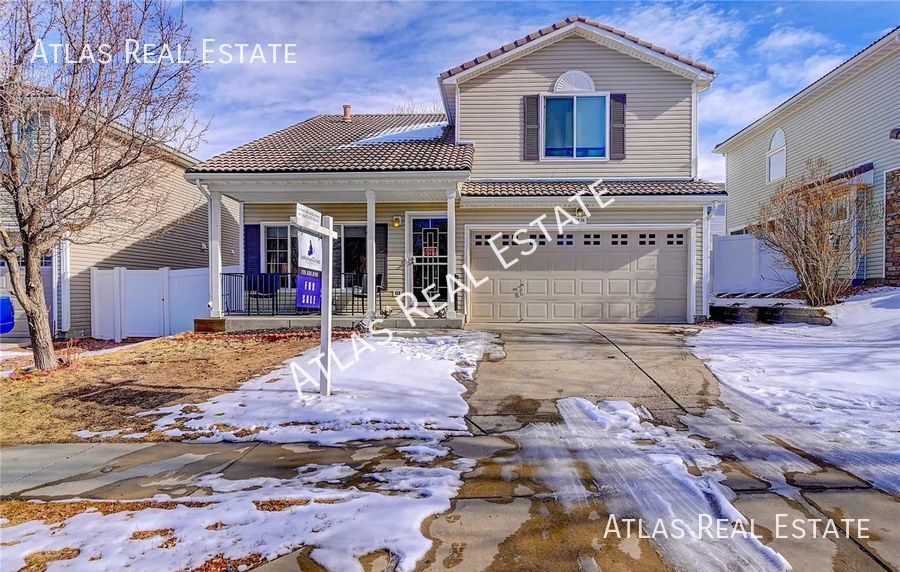 Primary Photo - Beautiful 3-bedroom, 4-bathroom gem!