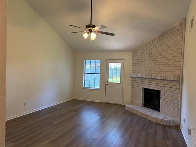 Foto del edificio - 112 Cinnamon Ln