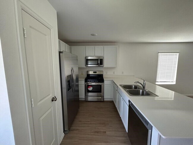 Foto del edificio - 26907 Jasmine Breeze Dr