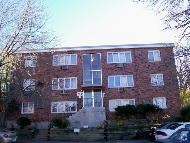 Building Photo - 748 Tatum 12-plex
