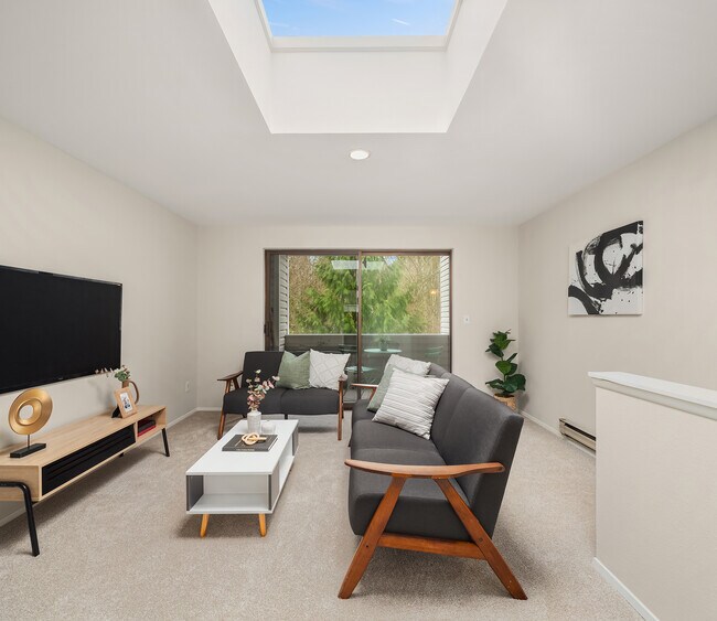 Vista aérea - 19805 15th Ave NE