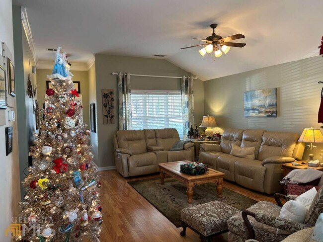 Foto del edificio - 3555 Lilac Springs Dr