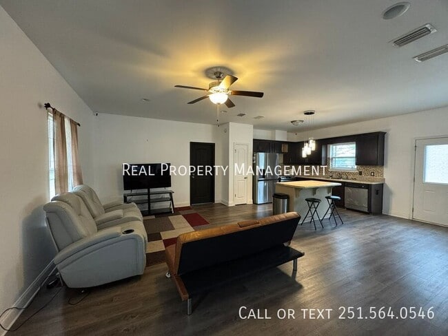 Foto del edificio - 12876 Pearsons Pl Dr