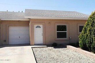 Building Photo - 8430 E Leigh Dr