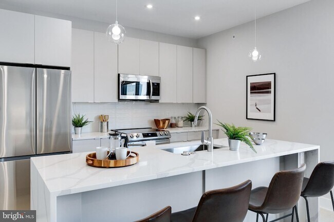 Foto del edificio - 1533 Ridge Ave