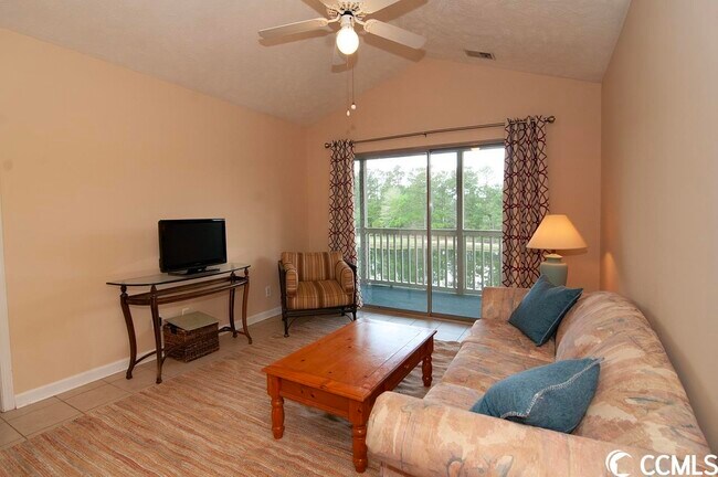 Building Photo - 93 Pinehurst Ln