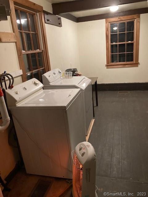 Building Photo - 43 Schoolhouse Ln