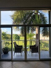 Building Photo - 1341 SE 3rd Ave