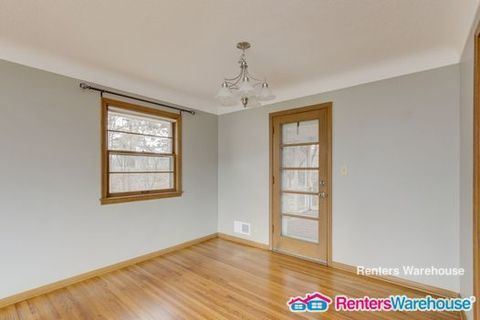 Foto del edificio - 4812 School Rd