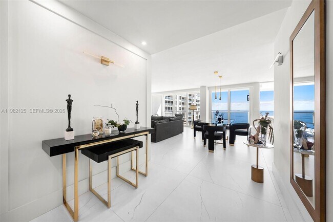 Foto del edificio - 4300 N Ocean Blvd