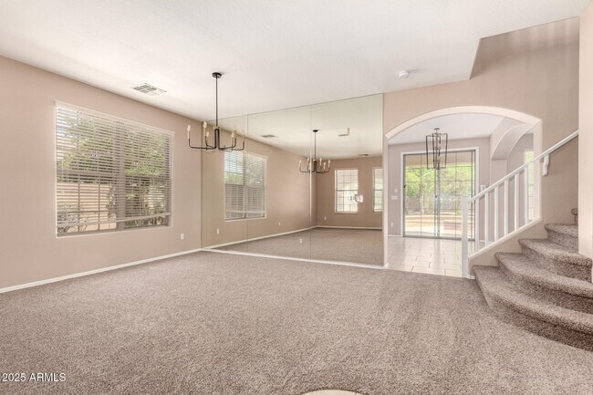 Foto del edificio - 15204 W Westview Dr