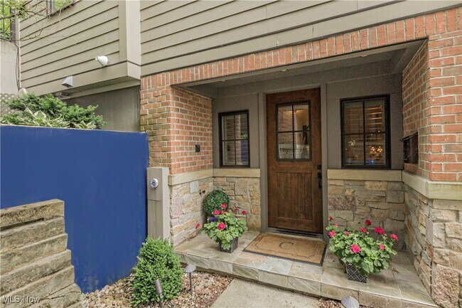 Foto del edificio - 38 W Orange St