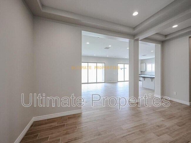 Building Photo - 12658 W Cassia Trail