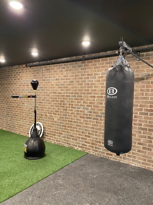 The Manor at Totowa Apartments 100 Shepherds Ln Totowa, NJ