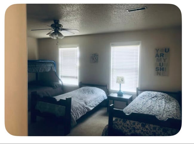 Building Photo - 1120 WY-50