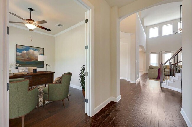 Building Photo - 3811 Ashbury Rd