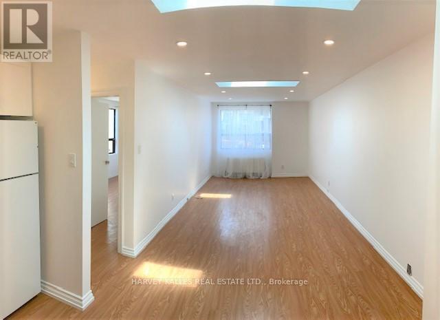 Photo du bâtiment - 545 Palmerston Blvd