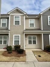 Building Photo - 231 Chandler Ct