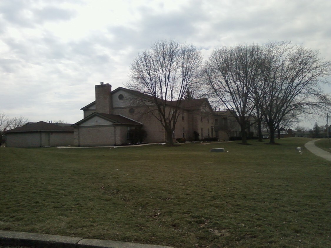 Primary Photo - 1300-1306 Lyons Rd