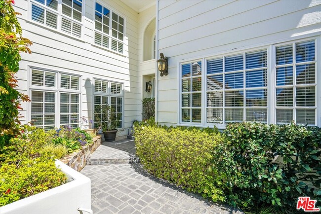 Foto del edificio - 2278 Canyonback Rd