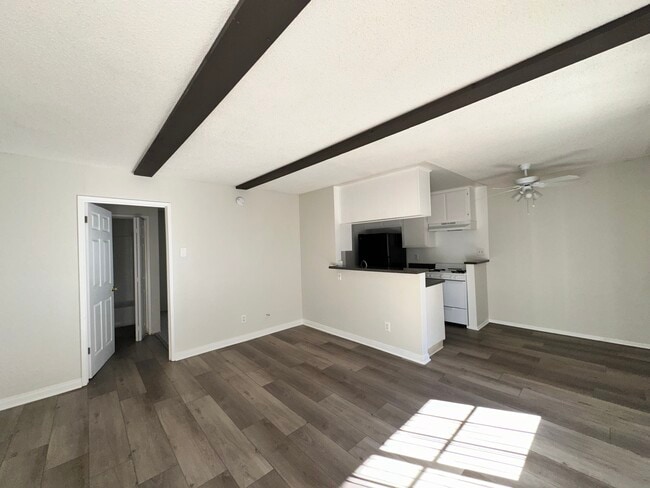 Foto del edificio - Saticoy Carriage House LLC