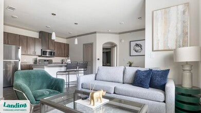 Building Photo - 12500 Shadowglen Trce