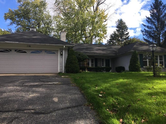 Foto del edificio - 116 Bel Air Dr NE