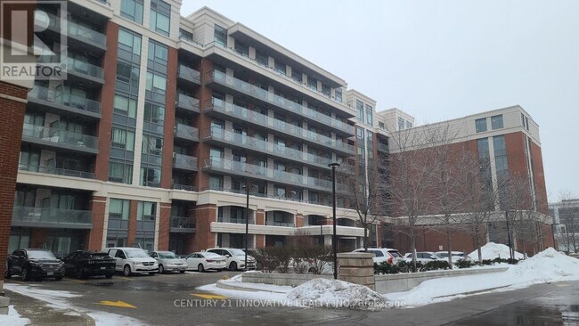 Photo du bâtiment - B-8228 Birchmount Rd