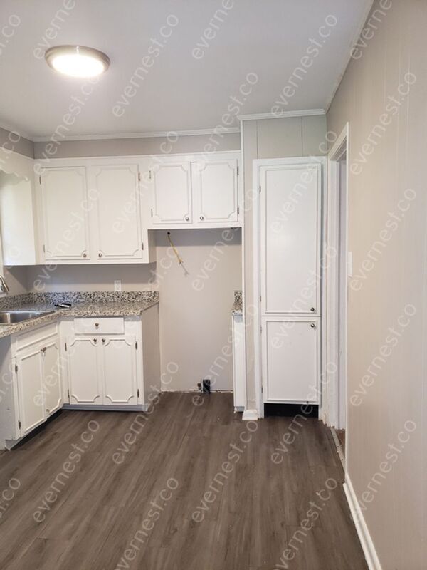 Foto del edificio - 114 Elcrest St