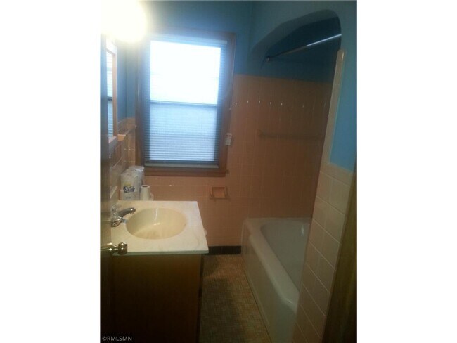 Foto del edificio - 3951 N Thomas Ave