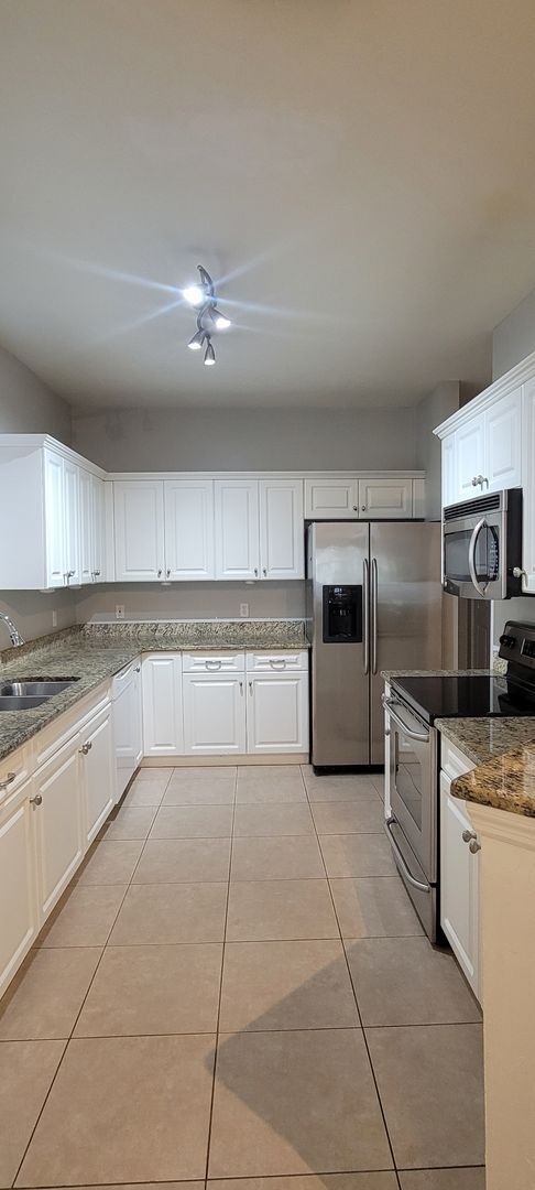 Foto del edificio - Charming 2/2 with a 1 car garage in Eagle Trace