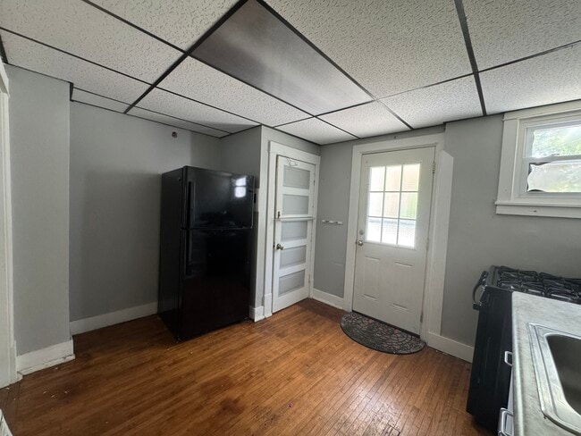 Building Photo - 647 Hardin Ave