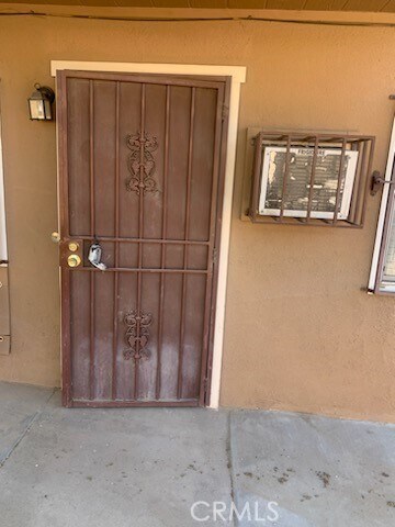 Building Photo - 15530 Hesperia Rd