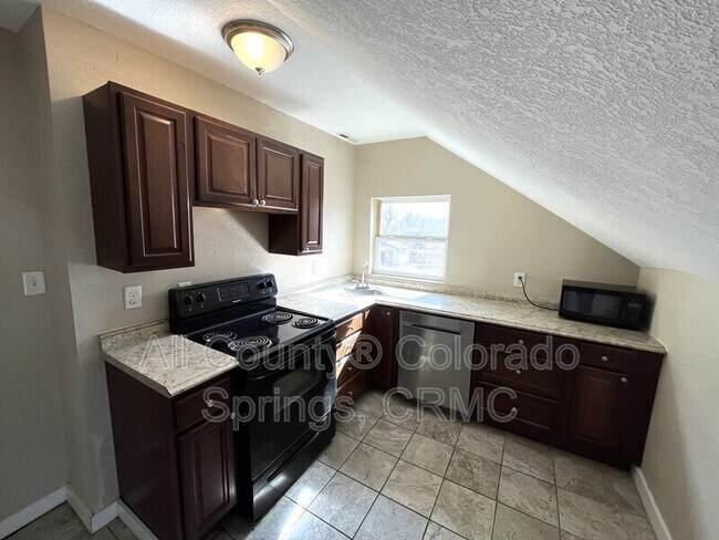 Building Photo - 1113 E Cimarron Street