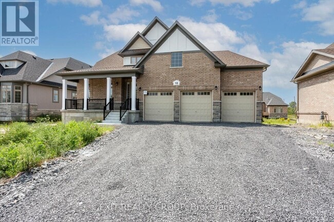 Building Photo - 18 E Vis Ter