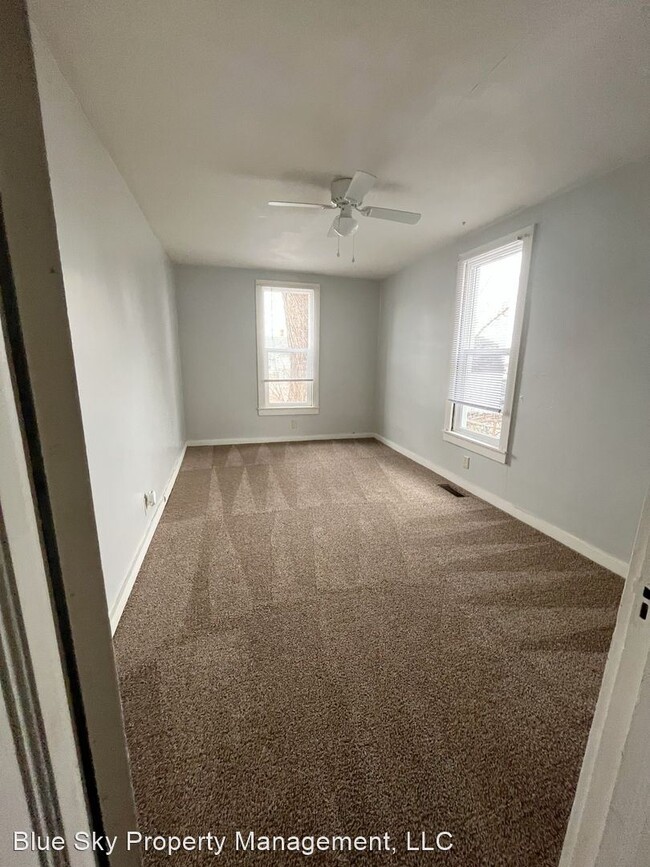 Building Photo - 2 br, 1 bath House - 2918 S. Vine St.