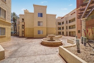 Building Photo - 260 E Flamingo Rd