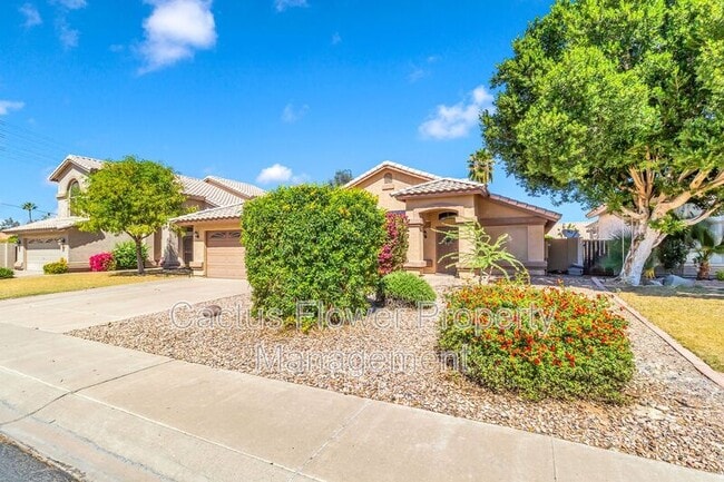 Building Photo - 1616 E Heather Ave