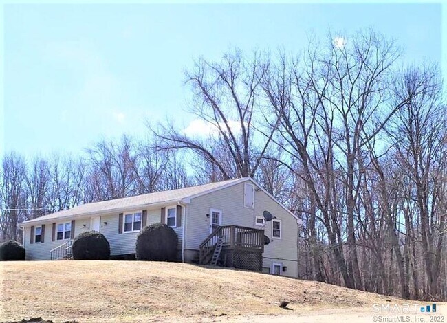 Foto del edificio - 8 White Oak Rd