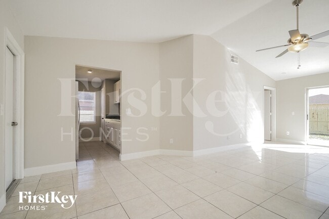 Foto del edificio - 514 Dove Ct