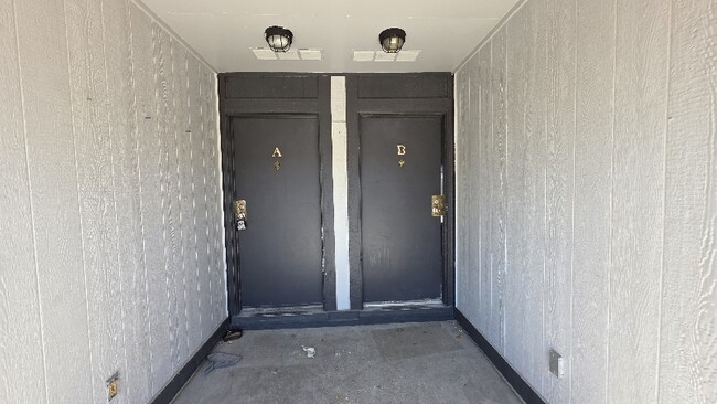 Building Photo - 6370 Monaco St