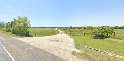 Building Photo - 740 US Hwy 84 W