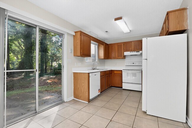 Foto del edificio - 7116 Markway Dr