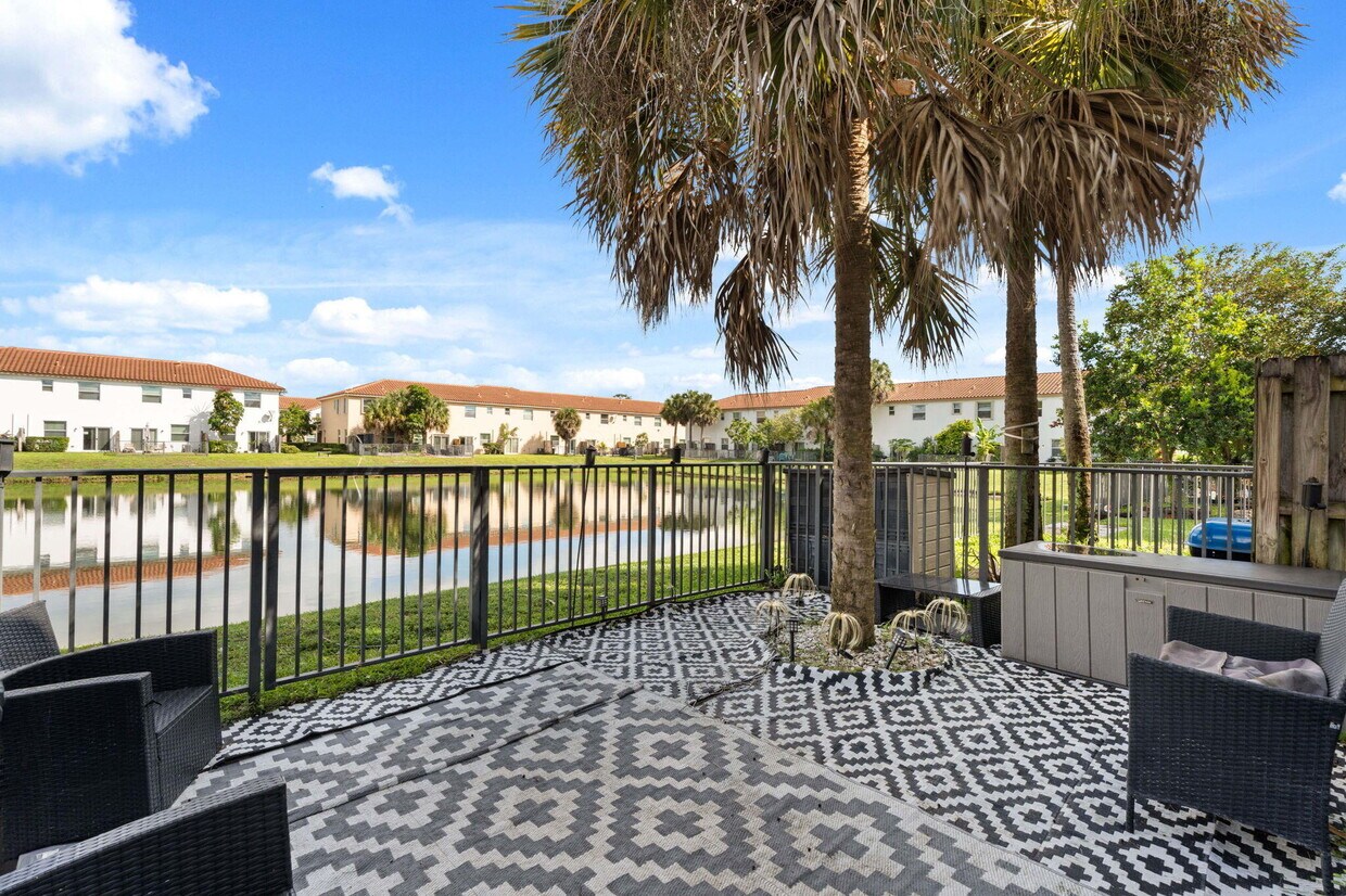 Foto principal - 5313 Ashley River Rd