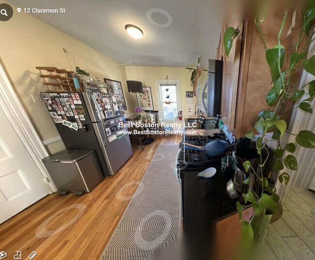 Building Photo - 12 Claremon St