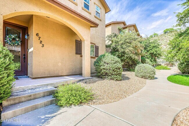 Foto del edificio - 6723 Boulder Canyon Ln
