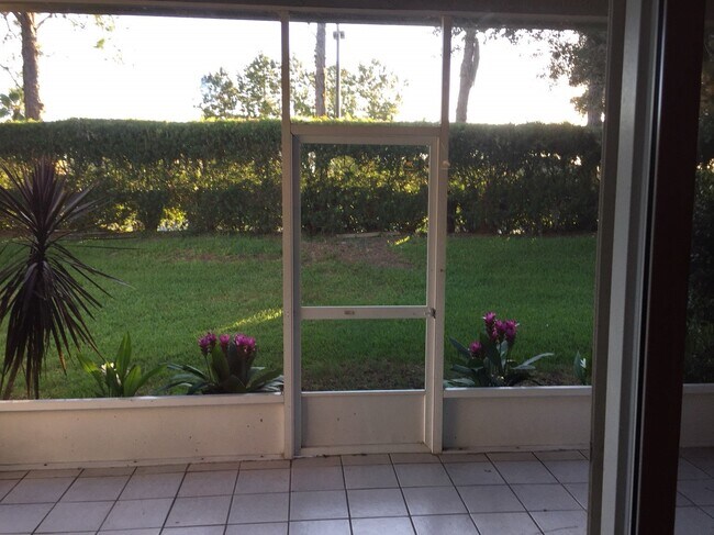 Foto del edificio - 4830 Windingbrook Trail