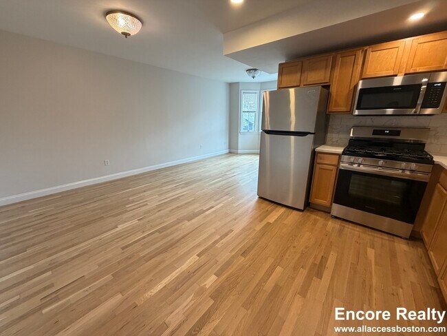 Foto del edificio - 393 W Broadway