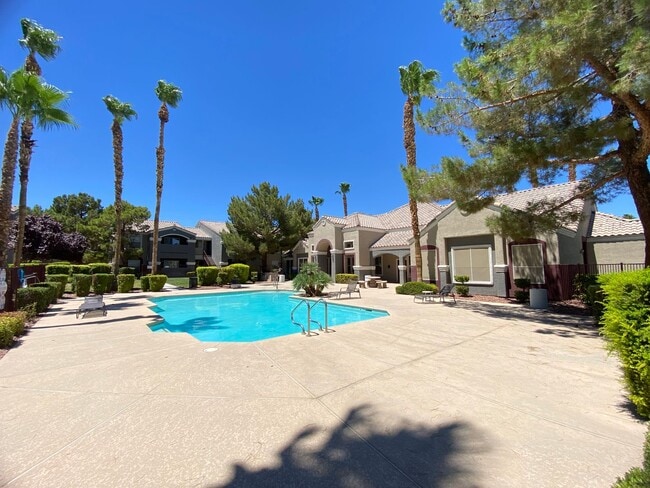 Foto del edificio - 5055 W Hacienda Ave