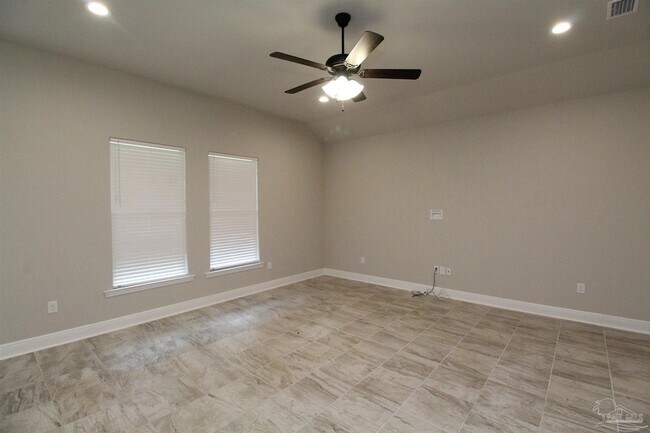 Foto del edificio - 8480 Beech Tree Rd